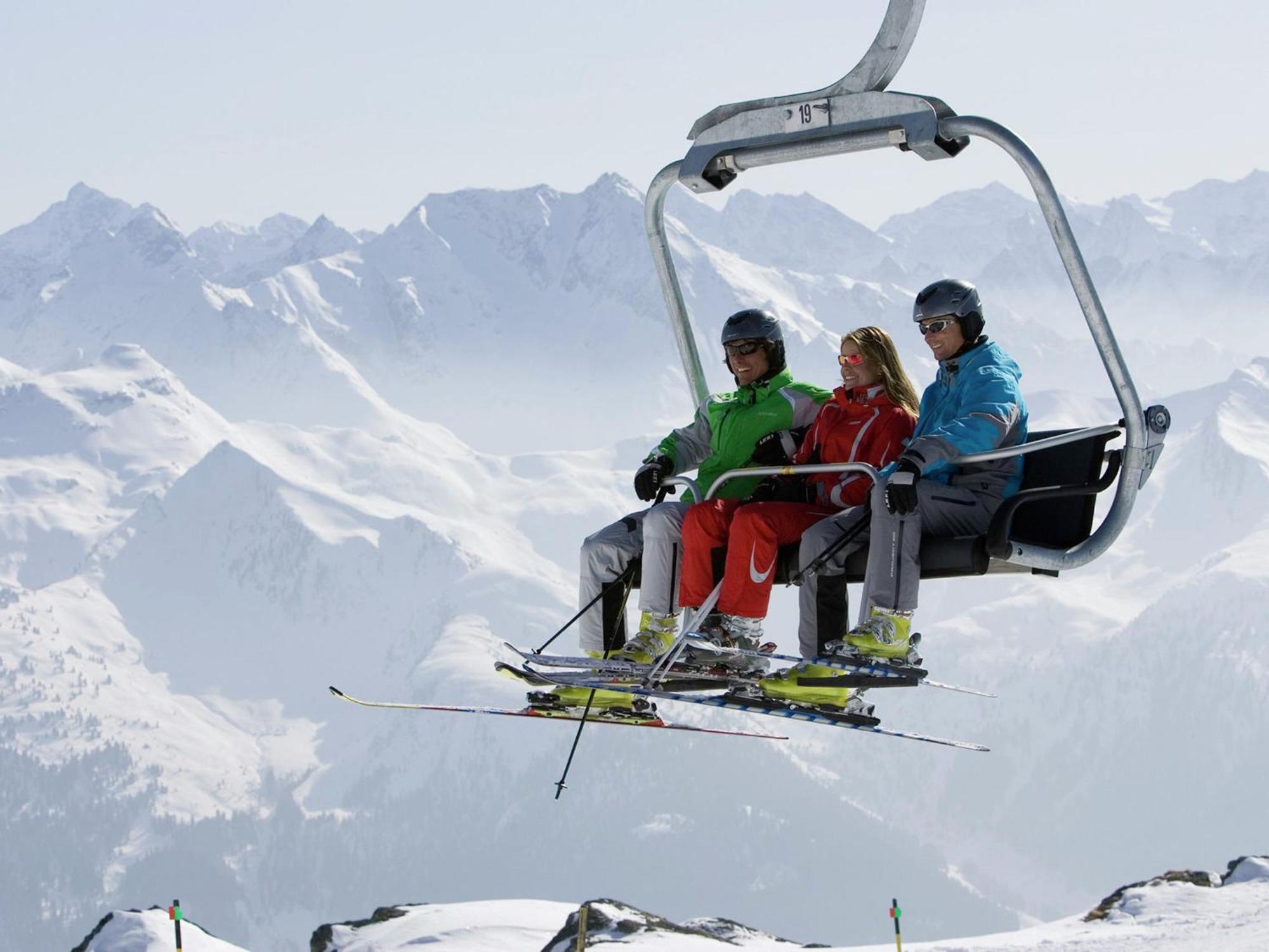 Holiday Flat In Uderns Near The Ski Area Exteriör bild
