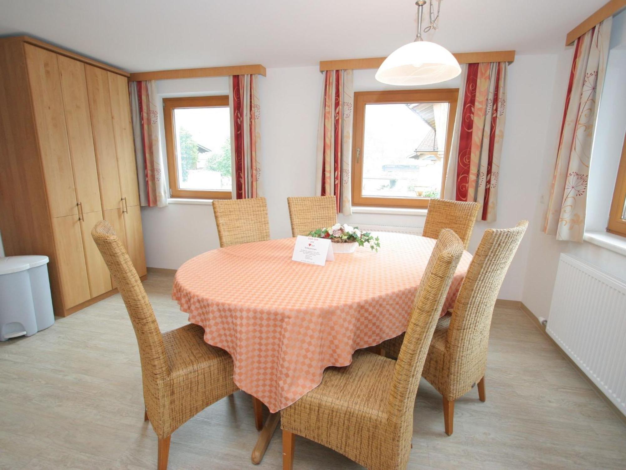 Holiday Flat In Uderns Near The Ski Area Exteriör bild
